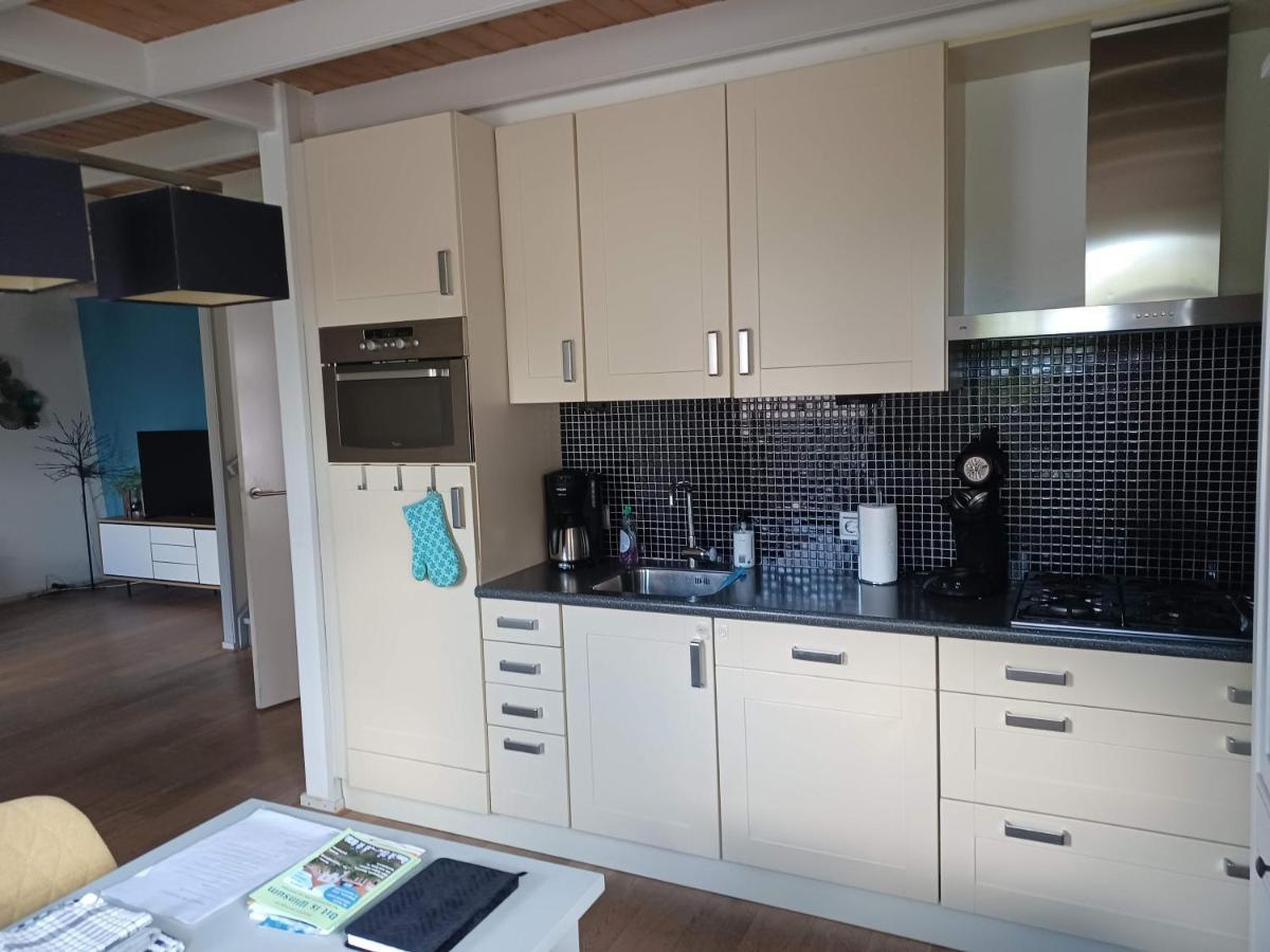 Karakteristiek Huis In Centrum Winsum Met Nieuwe Badkamer 외부 사진